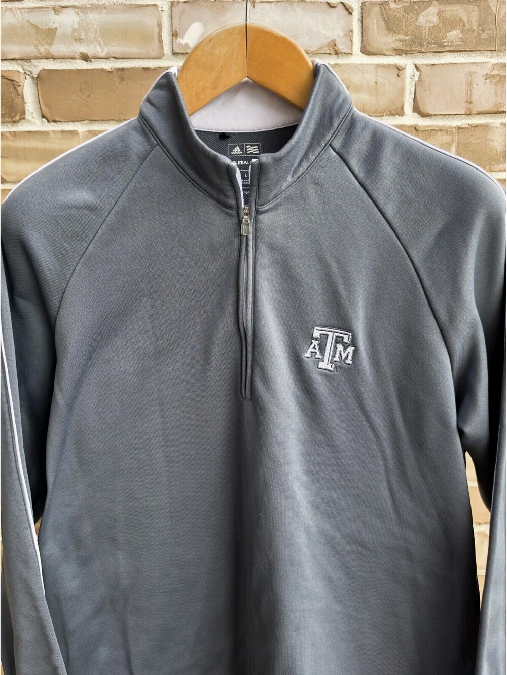 Adidas Texas A&M Aggies Womens L Gray Climalite 1/4 Zip Pullover NCAA
